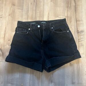 Black mom shorts